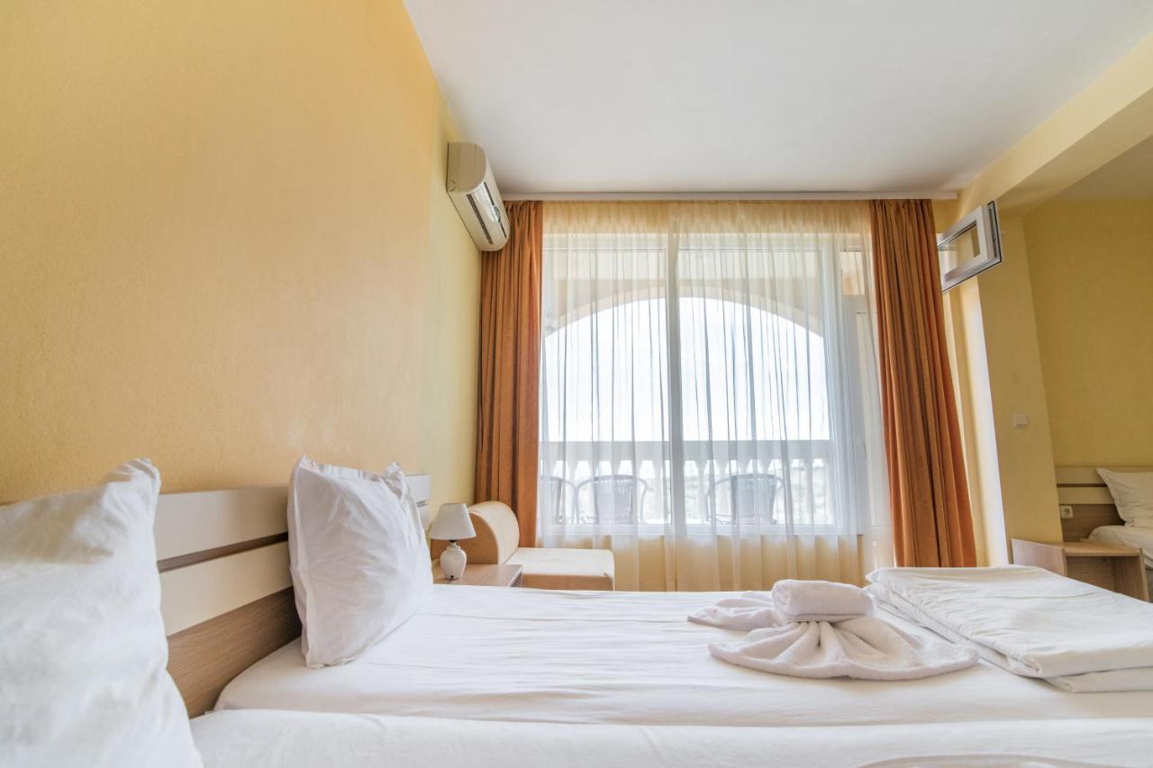 Тропикана Hotel Primorsko Eksteriør billede