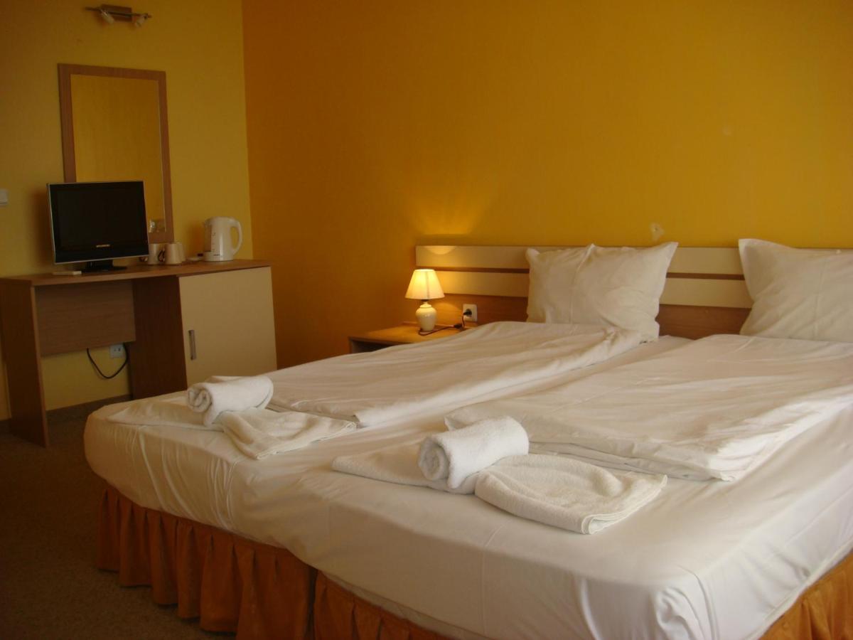 Тропикана Hotel Primorsko Eksteriør billede